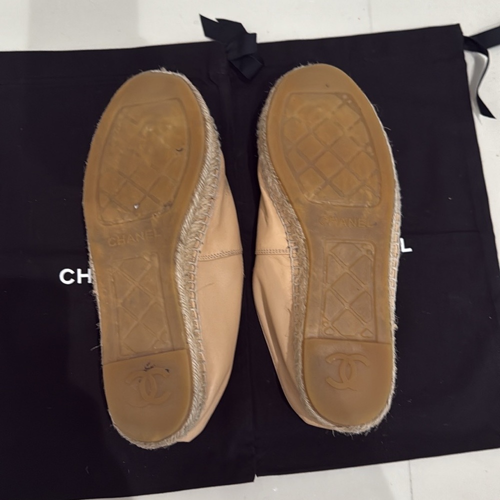 CHANEL Tan and Black Espadrille Slip-On Shoes - Picture 8 of 8